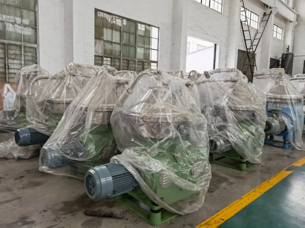 Two Phase Oil Separator/Filter Water Removal of Crude Oil